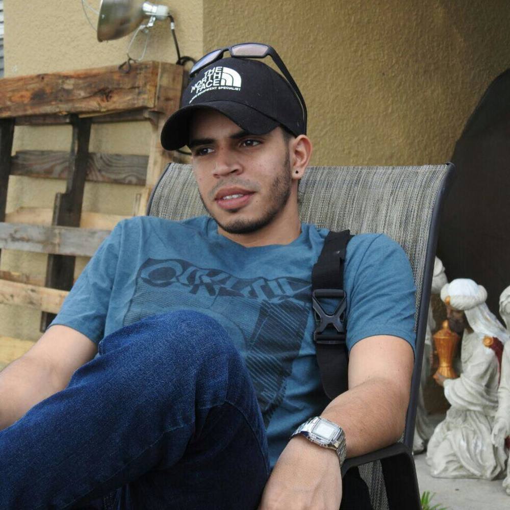 Meet your Posher, Giovanni